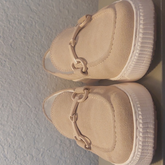 Womens Leather Sofft Slip On Shoes 9.5 - Picture 8 of 8